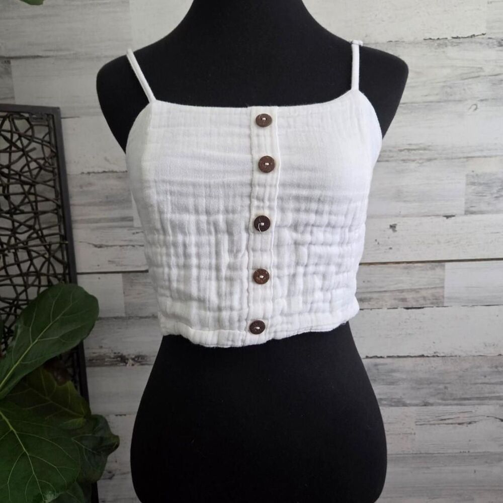 Lotus Women's White Crop-top